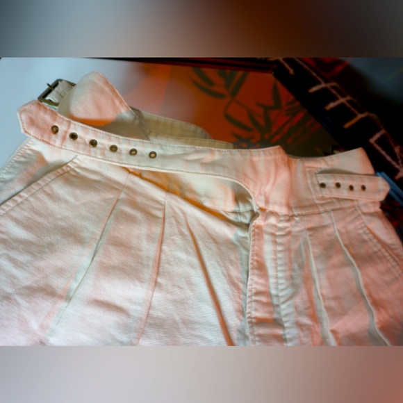 SOLD ALREADY! Banana Republic Formal Short Size 8 - Picture 7 of 10